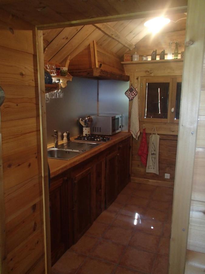 Le Grenier Bed & Breakfast Saint-Paul-en-Chablais Exterior photo